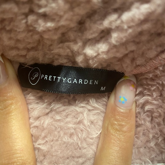 PrettyGarden - Medium/Size 6 - Pink Sherpa Jacket - Double Breasted - Picture 4 of 4